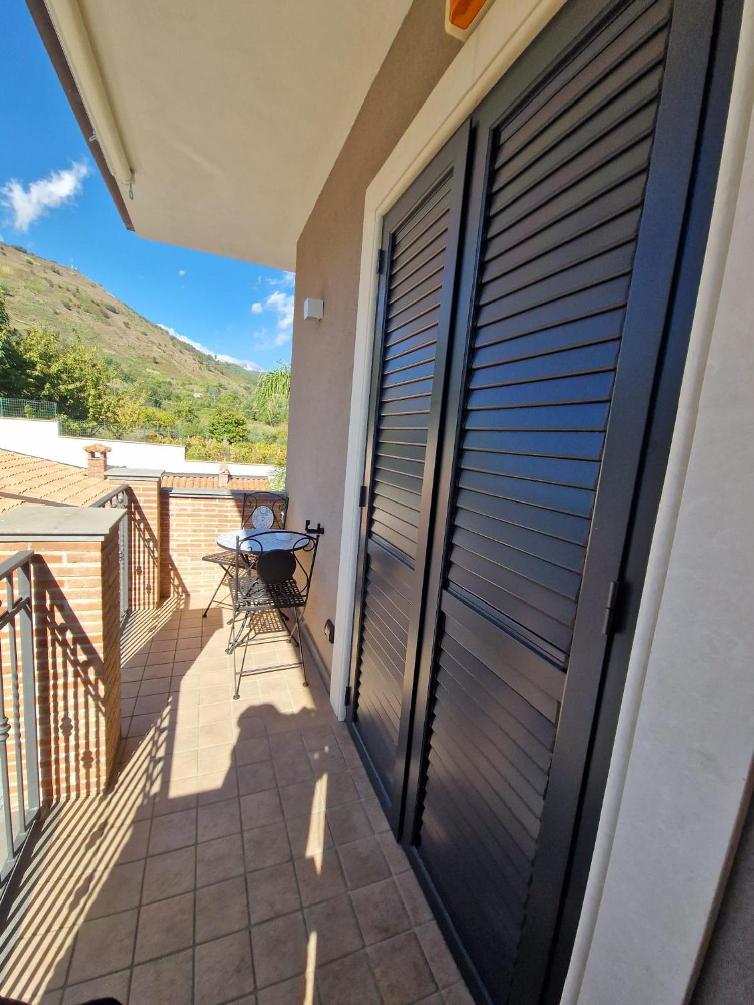Bedda Mia Etna House B&B Трекастаньи Экстерьер фото